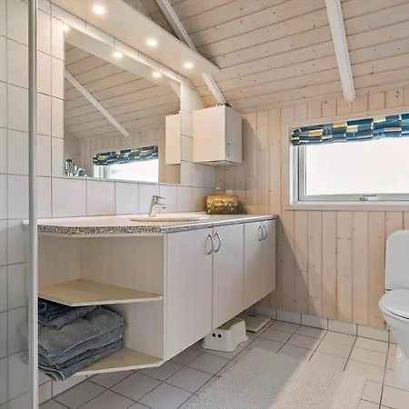 Дом отдыха 8502-grenaa-fridavej-17 *