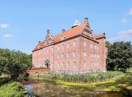 8502-grenaa-fridavej-17 * Grenå